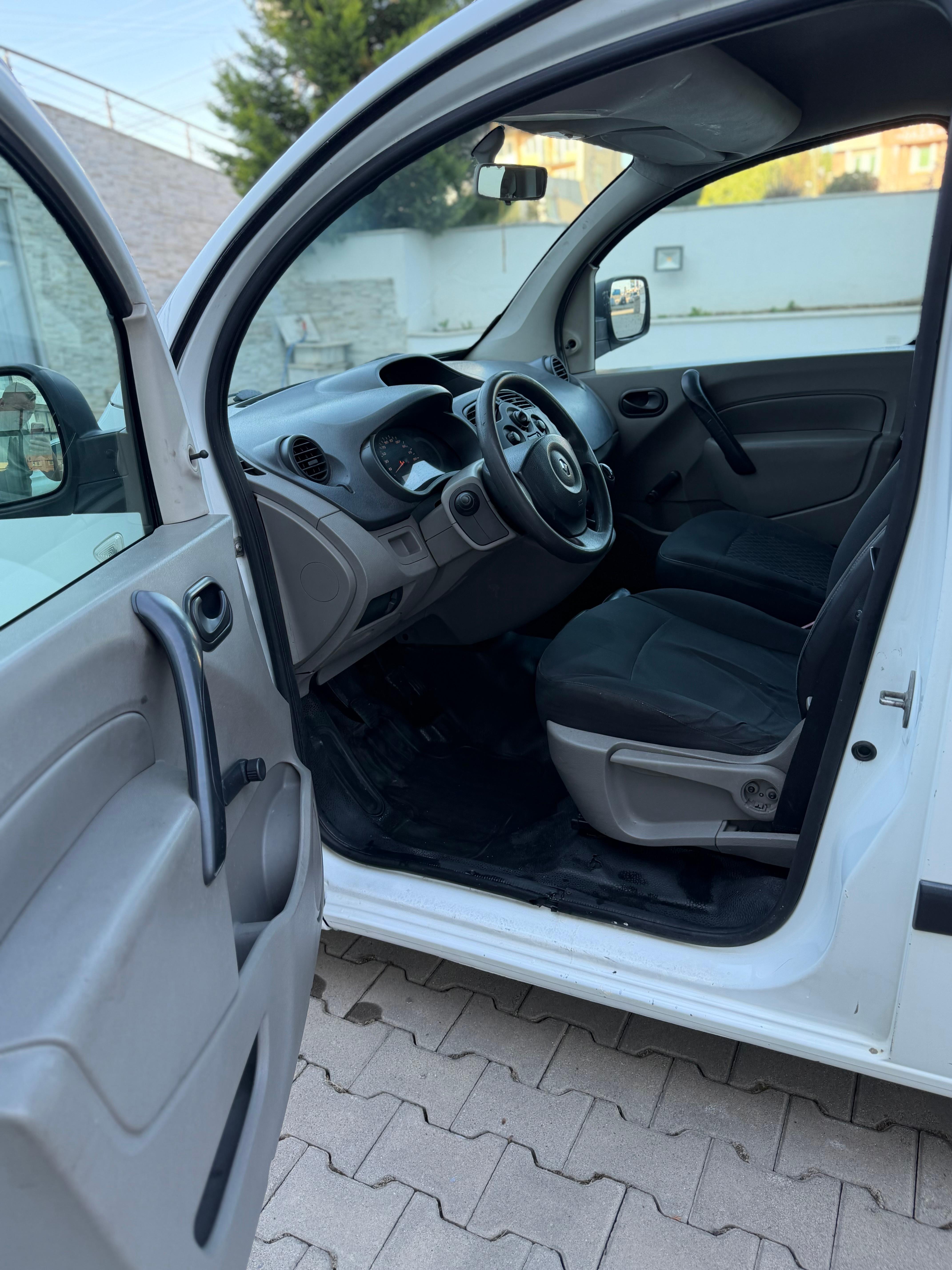Reno-kango-045693540