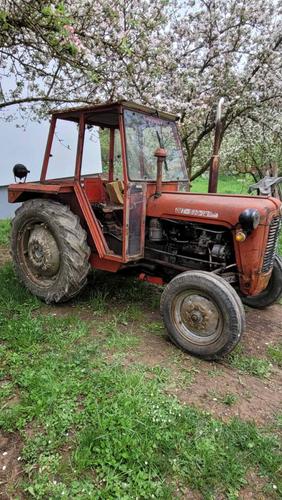 TRAKTOR Imt 533