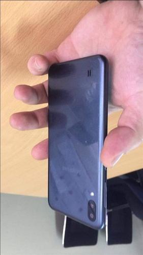 Samsung M10 