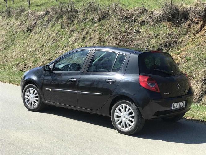 Renault clio