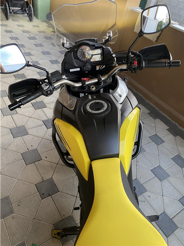 Suzuki V-Storm