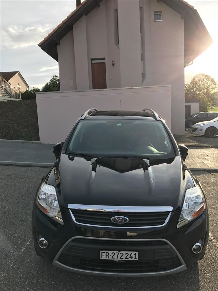 FORD-KUGA