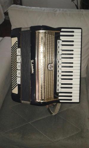 Shes harmonikë