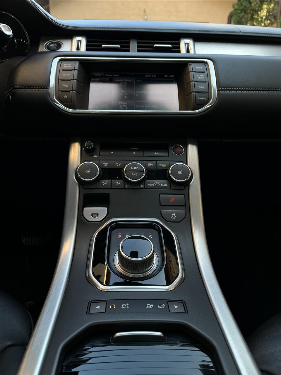 RANGE-ROVER-EVOQUE-