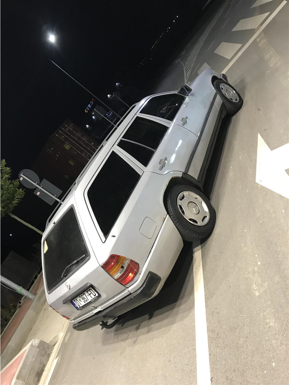 -----U-SHiT-BENZ-----