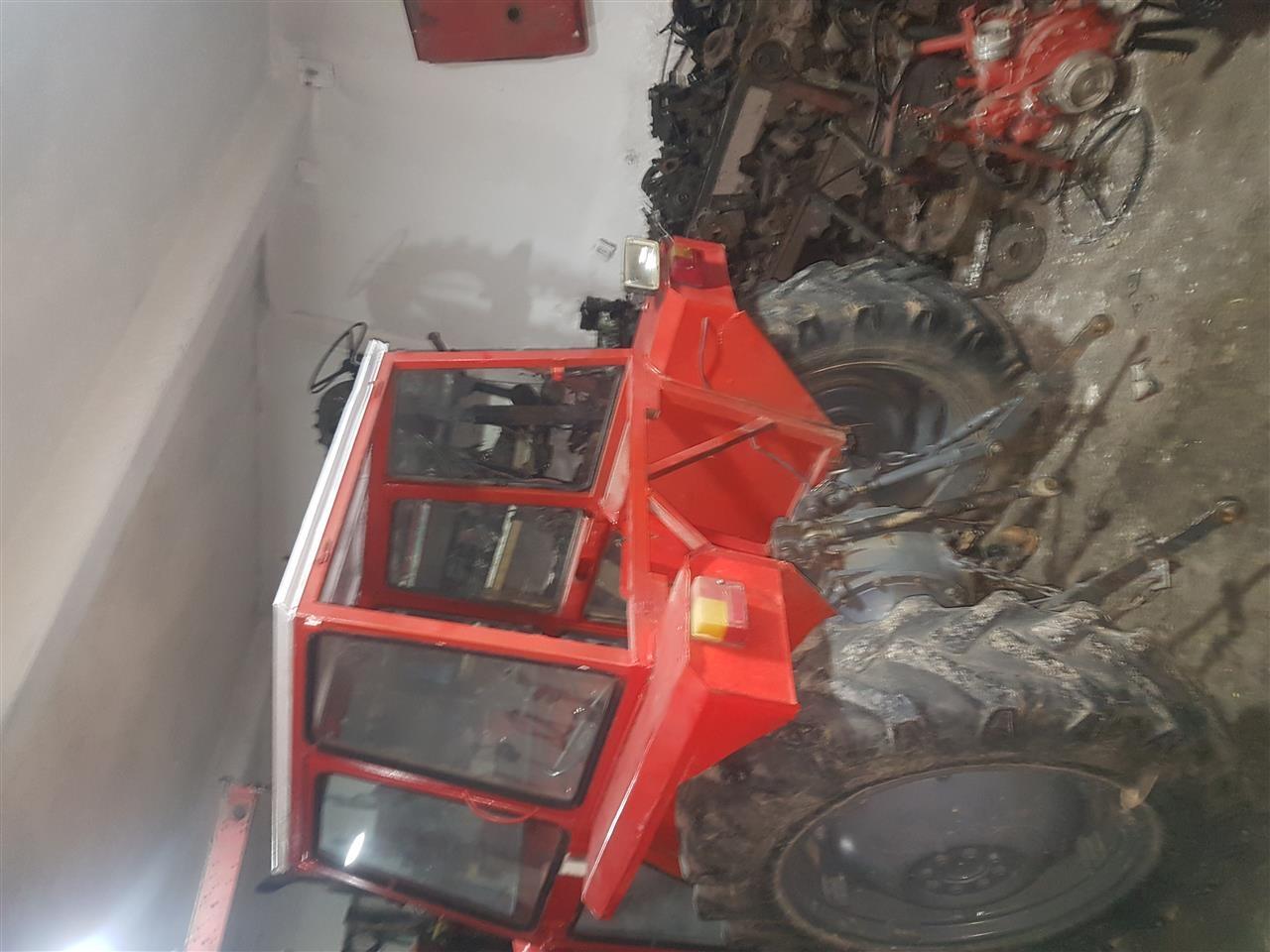 Traktor-539