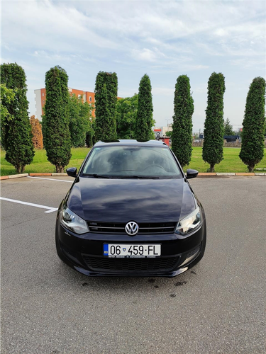 POLO  
