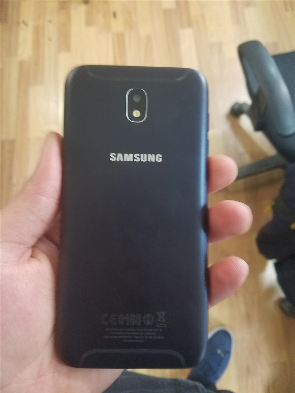 j7-pro