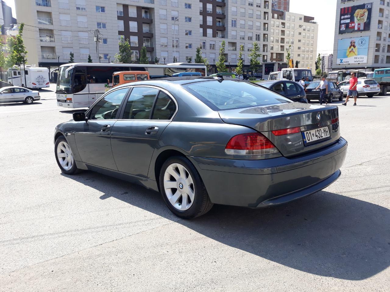 Shes-BMW-730