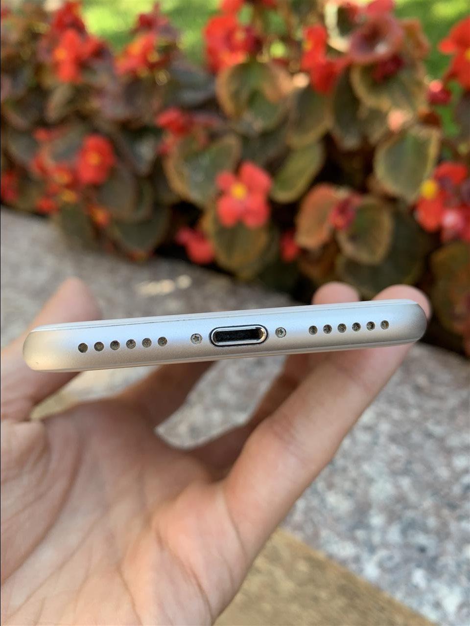 iPhone-8