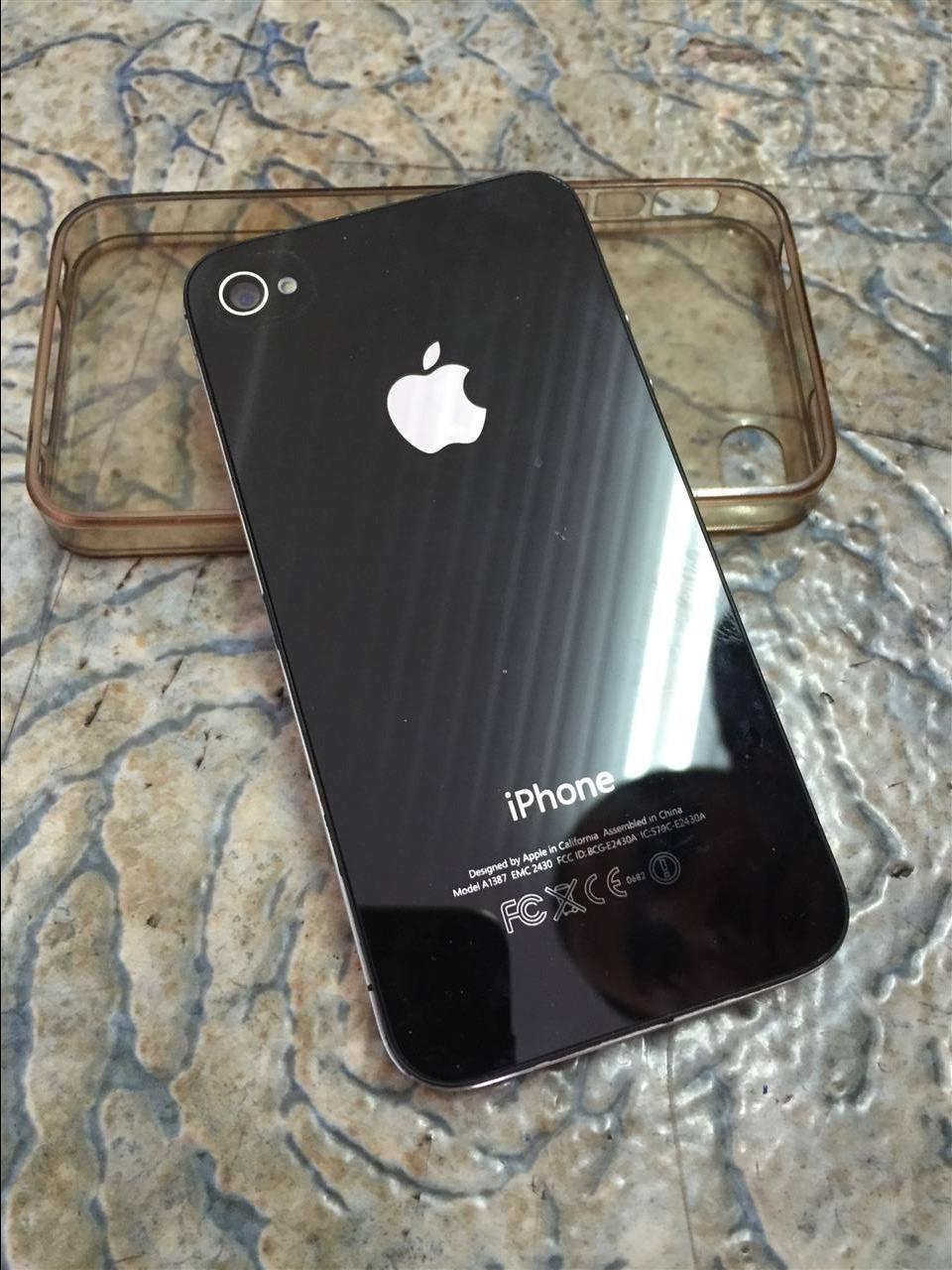 iPhone--4-