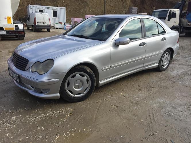 Mercedes Benz