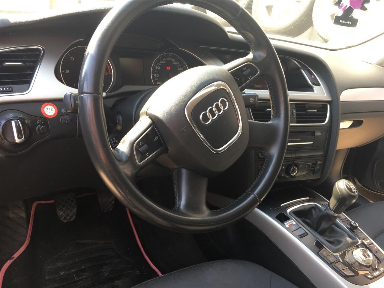 Audi-A4