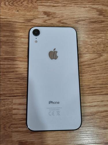 iPhone XR