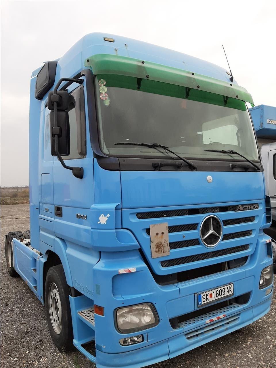 Actros-1844