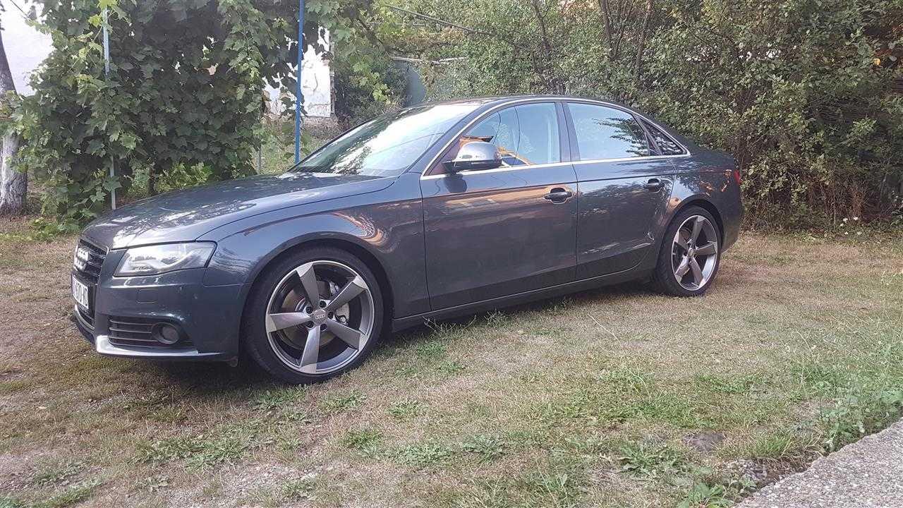 Audi-A4-