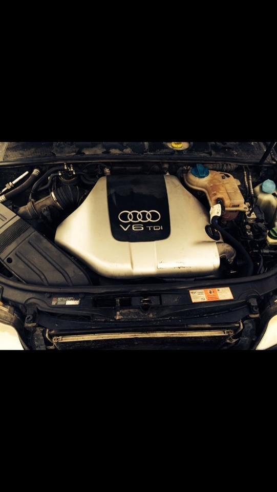 Audi-A4--03