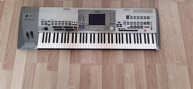 Yamaha Pro 9000