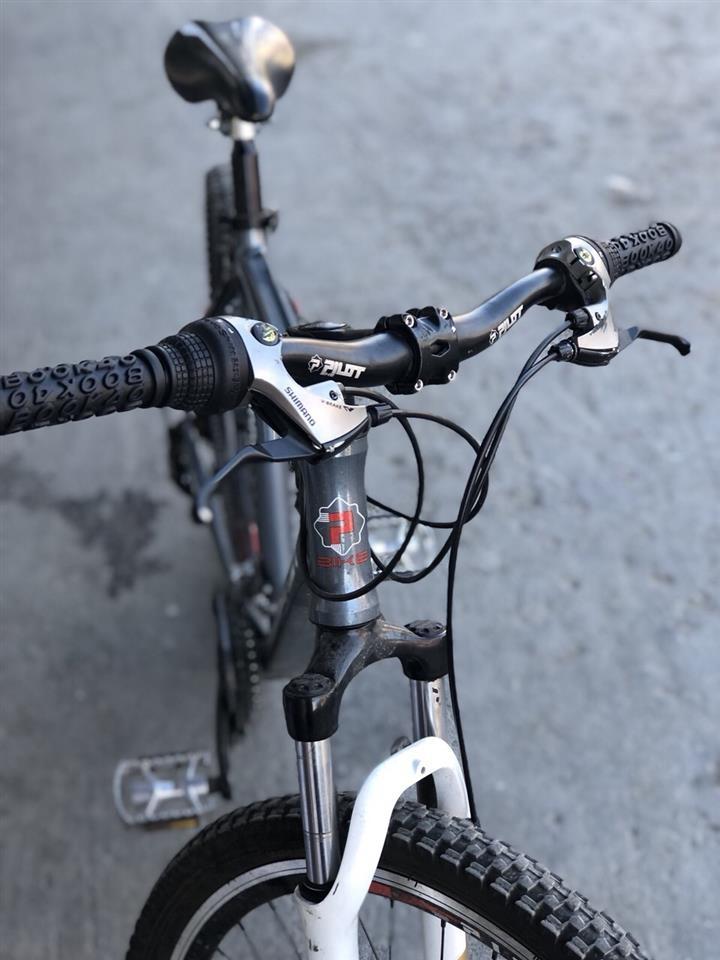 Shitet-Bicikleta-Shimano-Pilot-