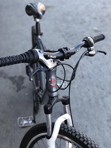 Shitet Bicikleta Shimano Pilot 