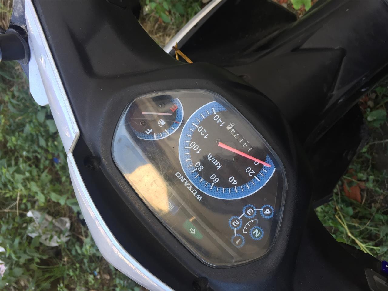 Shes-3-motorra