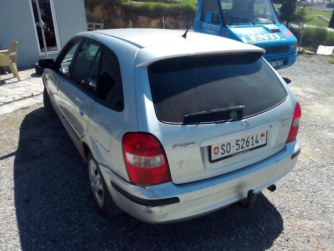 Mazda 323 