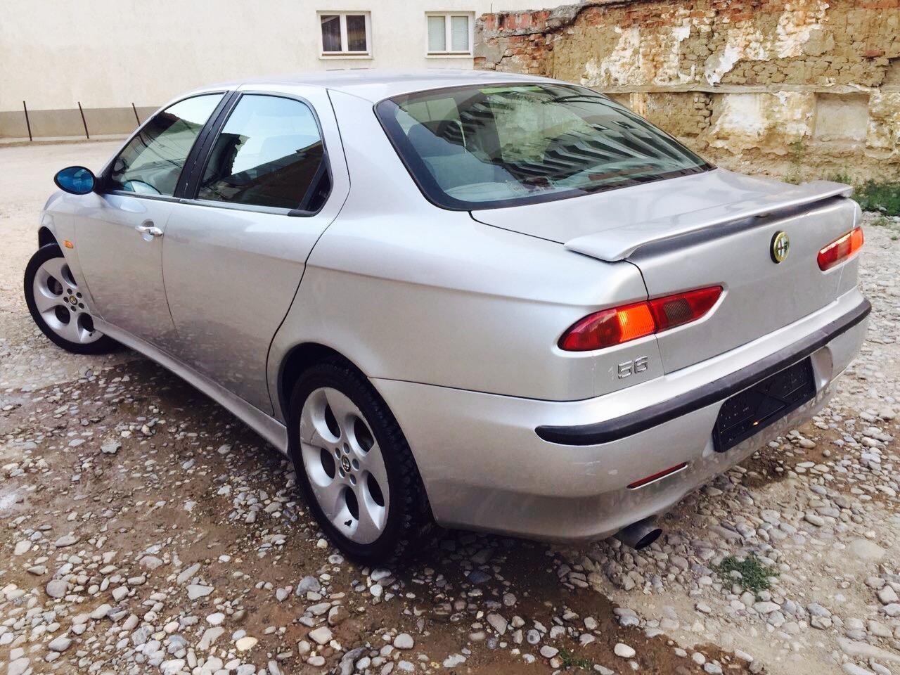 Shitet-Ndrohet-AlfaRomeo-156-