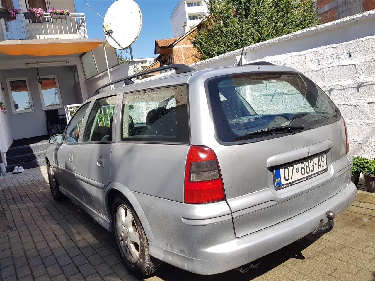 Opel-Vectra-B-Karavan