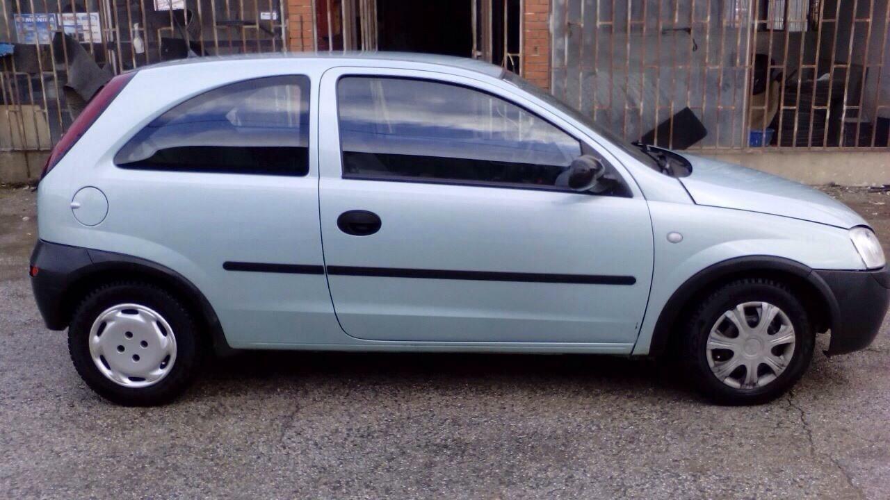 Opel-Corsa