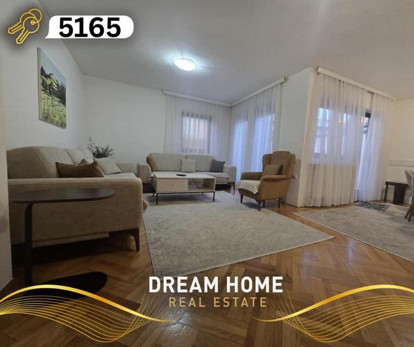 Ofrohet ne Shitje Shtepia Moderne 500m2 ne Qender DREAM HOME