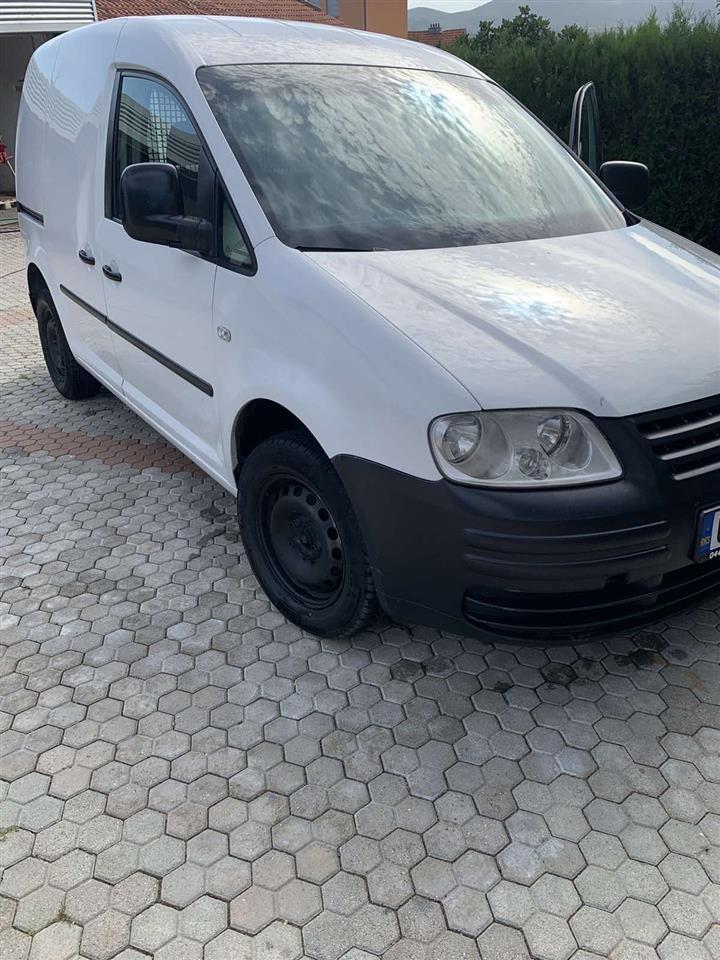Shes-VW-Caddy
