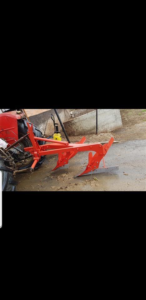 Pllug-755