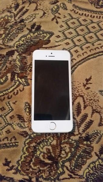 Shitet-Iphone-5S-Gold-