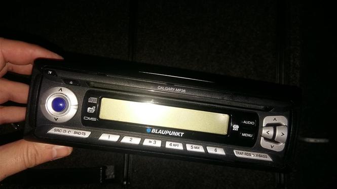 Radio cd player