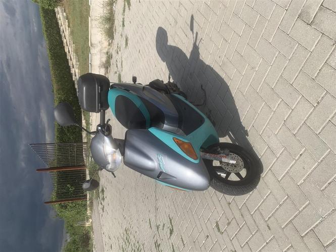 Skutet Honda