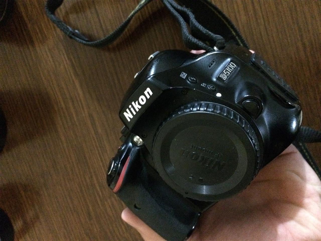 Nikon-