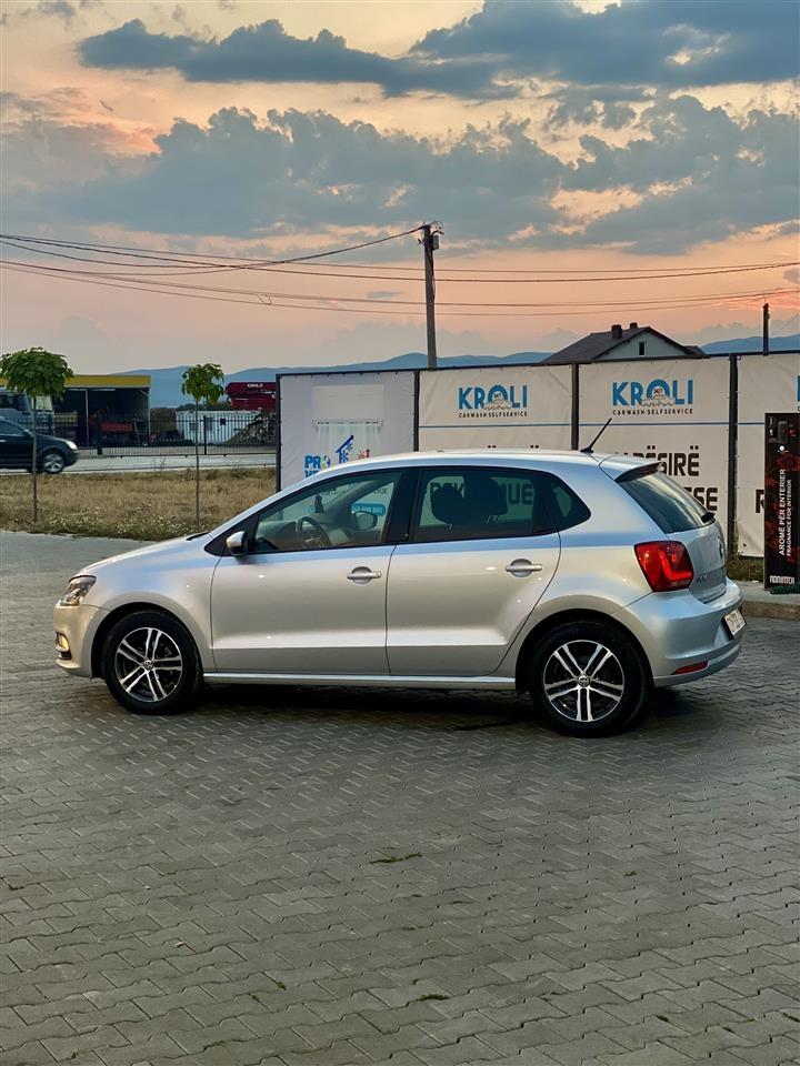 POLO