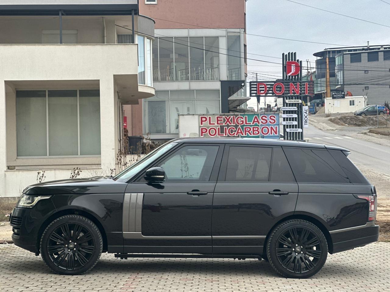 Range-Rover-Vogue-
