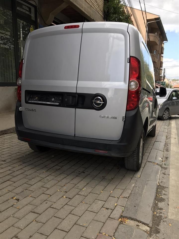 Shitet-Opel-Combo-Flex-2015