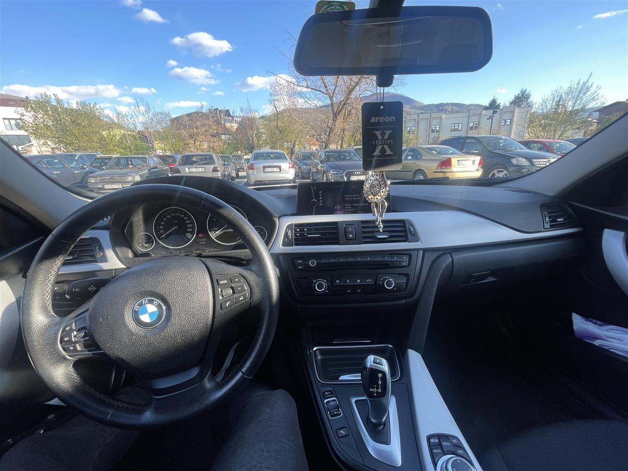 Bmw-320