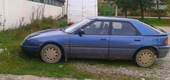 Mazda-323F