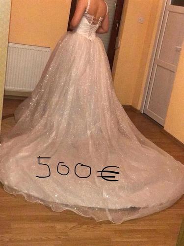 Fustanë