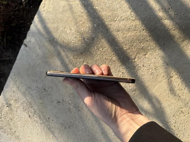 iPhone XS Max 64 GB