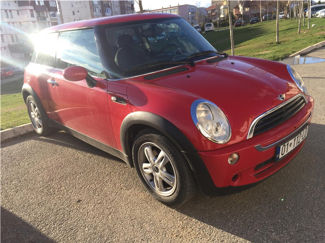 Mini cooper one 