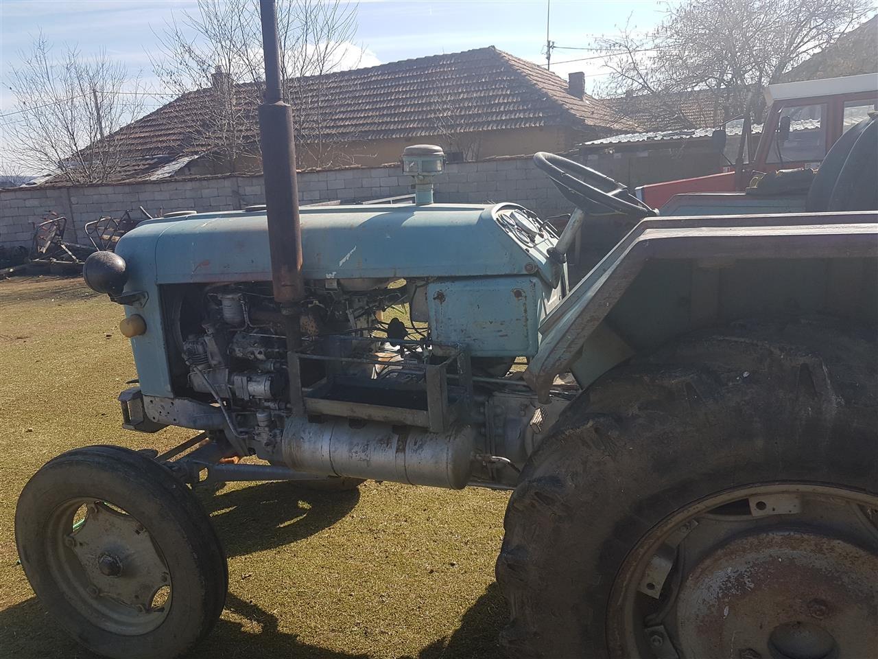 Traktor-