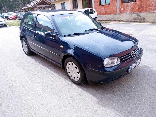 Golf 4