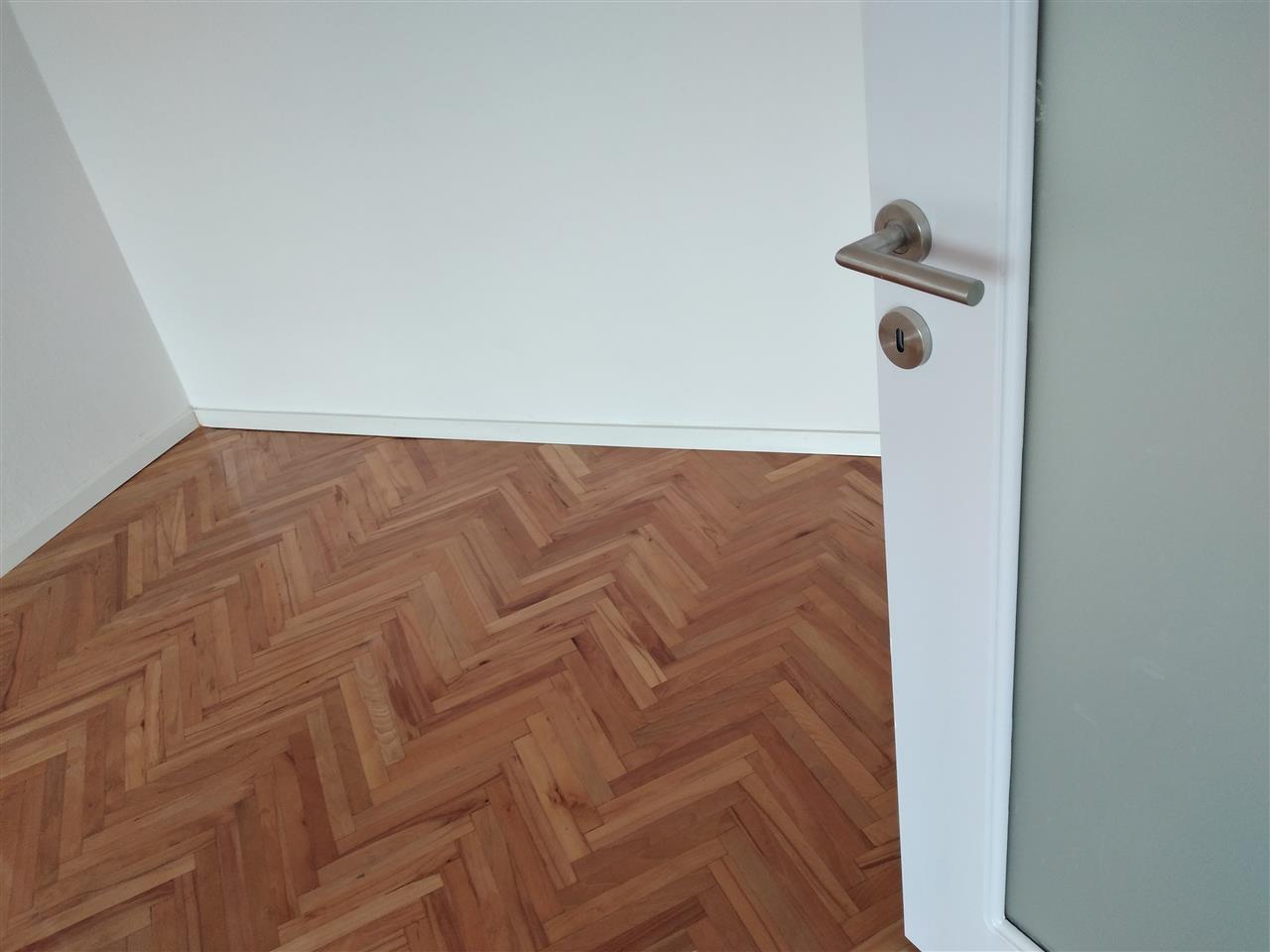 Kompani-e-Specializuar-per-Renovime-Sherbime