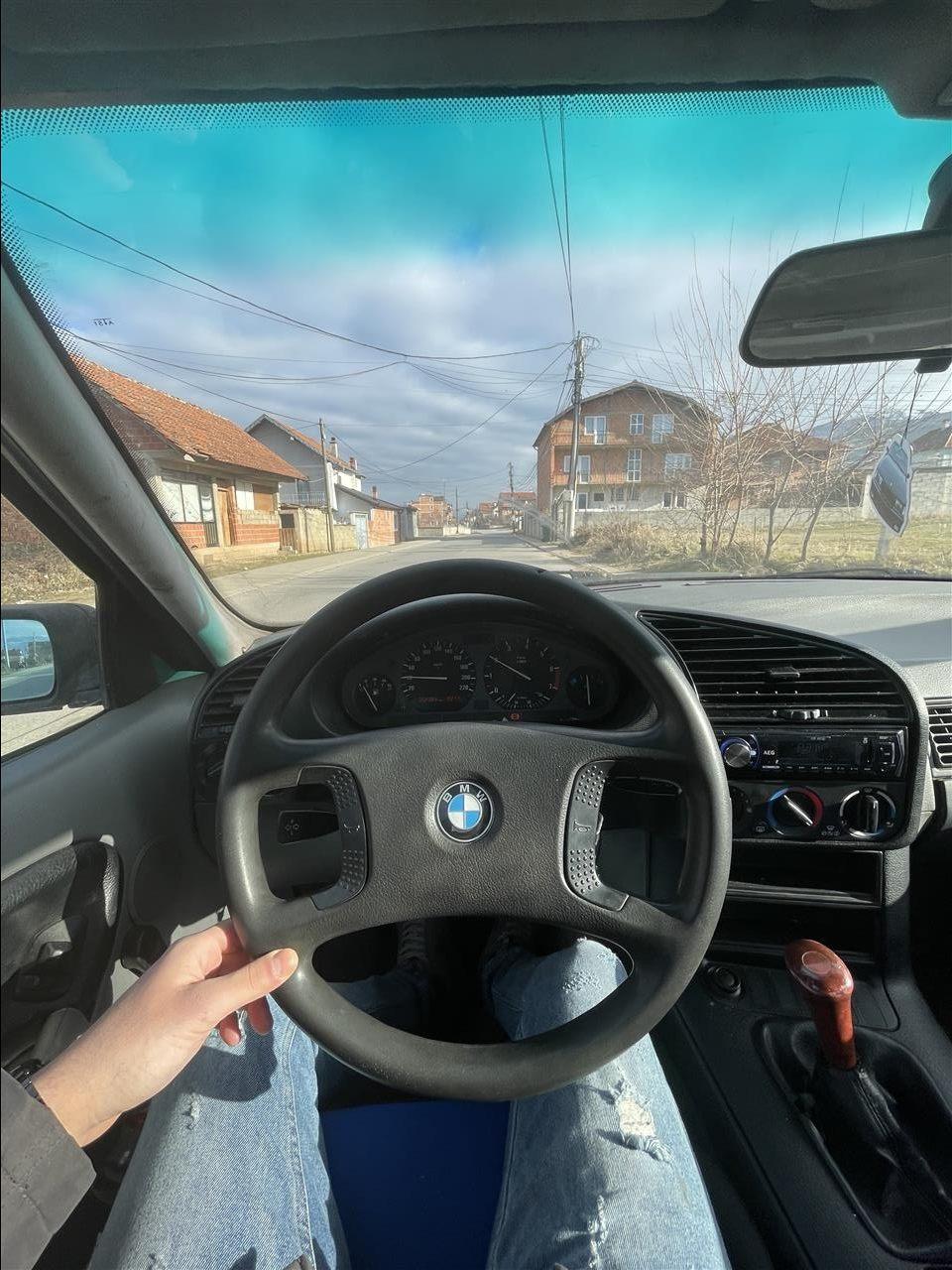 BMW-E36