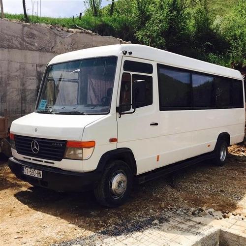 Shitet minibusi 