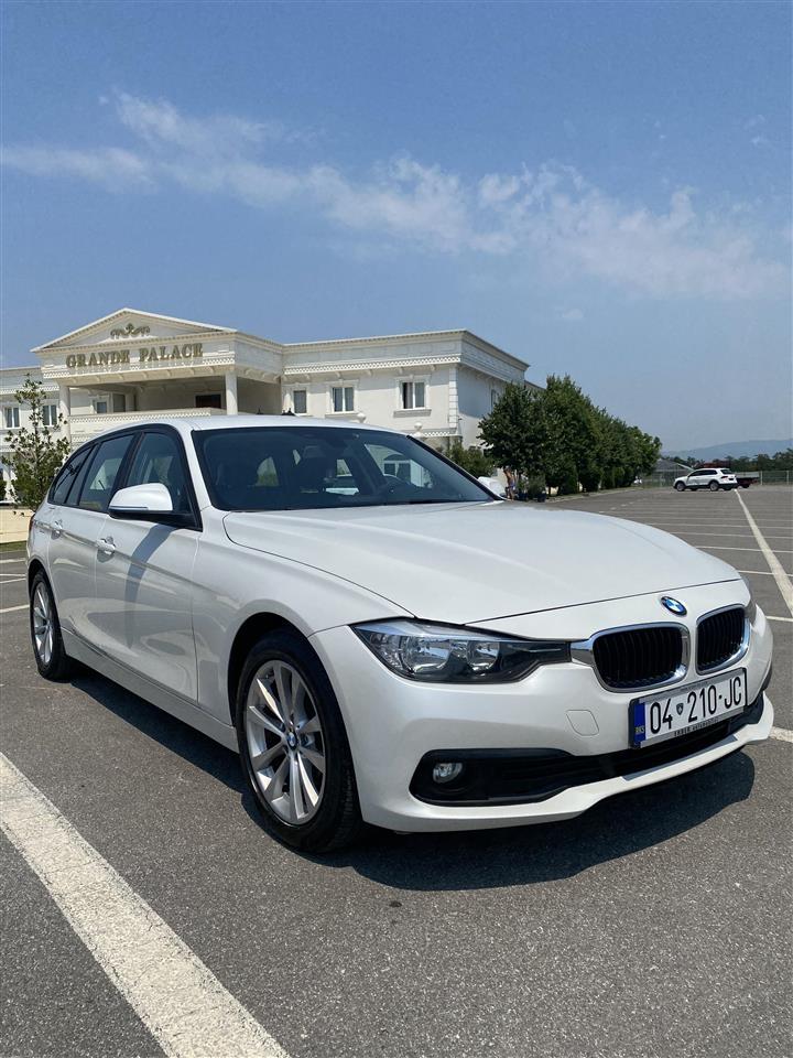 BMW-320D